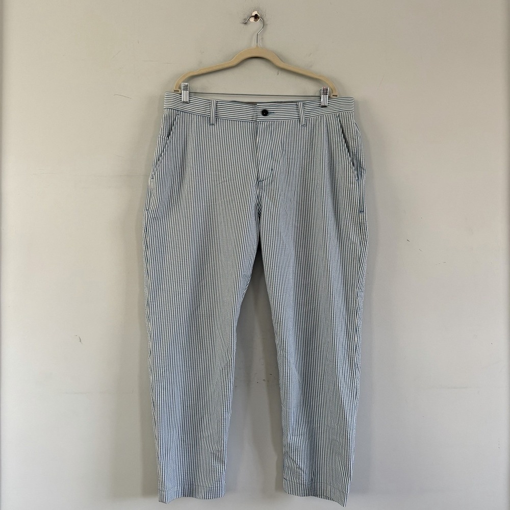 NWT Nike Golf Dri-FIT UV Seersucker Blue Stripe Chino Pants